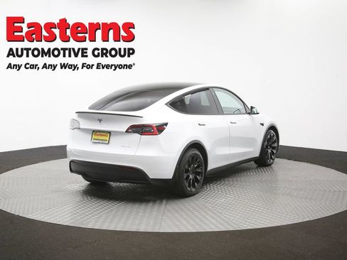 Used 2021 Tesla Model Y Long Range AWD/4WD image 36