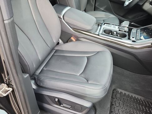 Used 2025 Audi Q7 2.0T Premium Plus w/ Premium Plus Package image 19