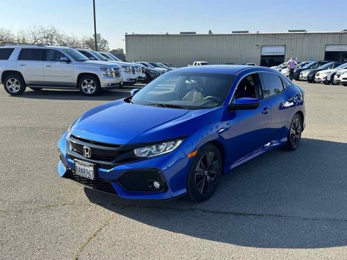 Used 2018 Honda Civic EX image 5