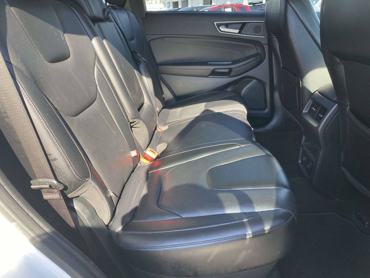 Used 2022 Ford Edge Titanium AWD/4WD image 15