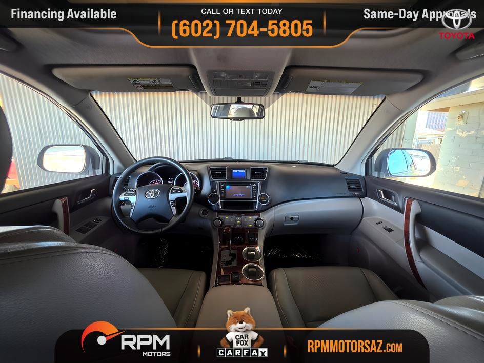Used 2013 Toyota Highlander Limited w/ Protection Pkg FWD image 8