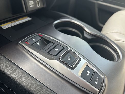 Used 2023 Honda Passport EX-L image 16