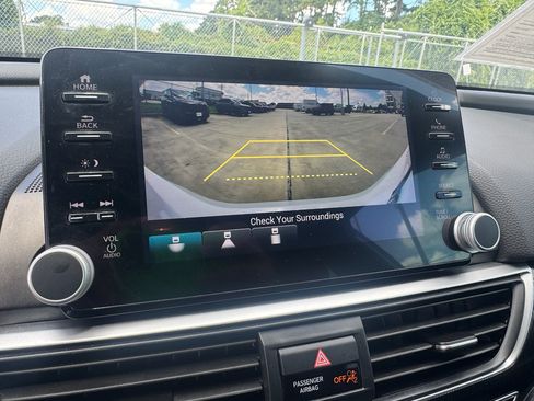 Certified 2022 Honda Accord Sport image 17