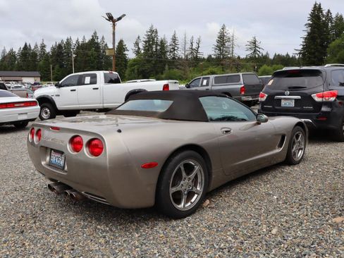 Used 1999 Chevrolet Corvette Convertible w/ Memory Pkg RWD image 4