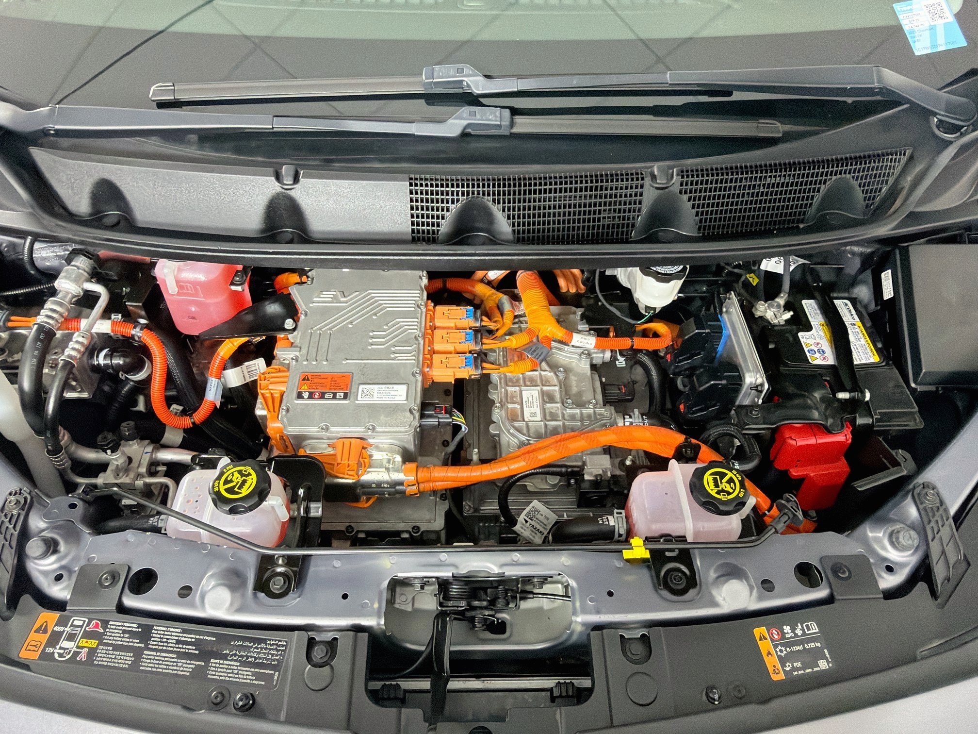 Used 2023 Chevrolet Bolt LT FWD image 30