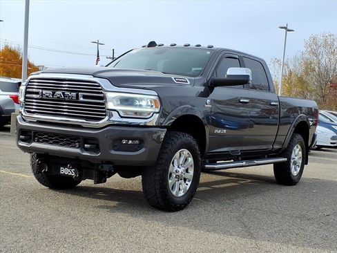 Used 2020 RAM 2500 Laramie image 3