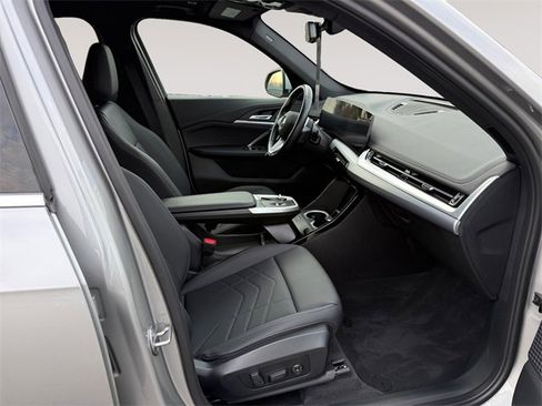 Certified 2023 BMW X1 xDrive28i w/ Convenience Package image 15