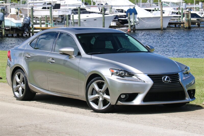Used 2015 Lexus IS 350 w/ Navigation System Package RWD image 4