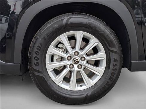 Used 2025 Toyota Grand Highlander FWD image 24