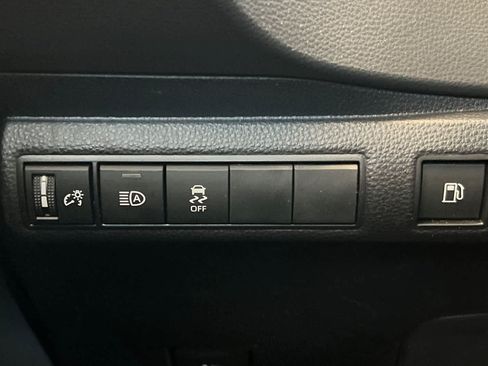 Certified 2026 Toyota Corolla SE FWD image 28