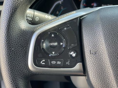 Used 2019 Honda Civic LX image 4