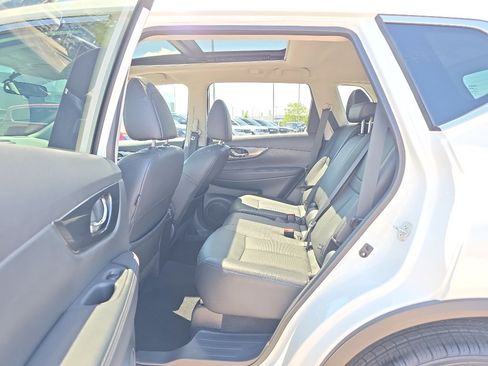 Used 2016 Nissan Rogue SL w/ SL Premium Package AWD/4WD image 20