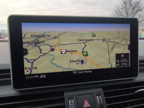 Used 2018 Audi SQ5 Premium Plus w/ Navigation Package image 31