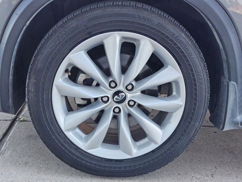 Used 2019 INFINITI QX50 Essential w/ Premium Heat Package image 27