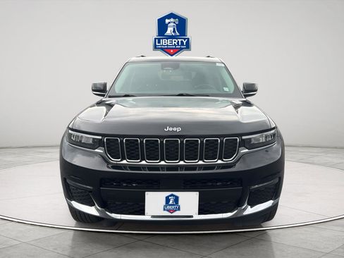 Used 2023 Jeep Grand Cherokee L Limited AWD/4WD image 1