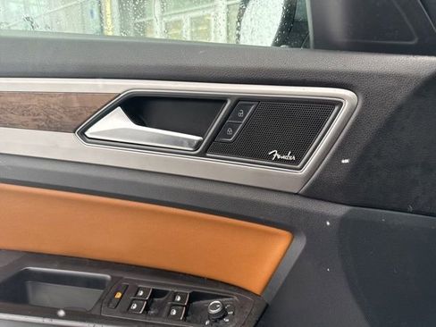 Used 2019 Volkswagen Atlas SEL Premium image 13