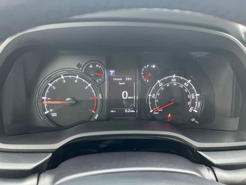 Used 2022 Toyota 4Runner SR5 RWD image 15