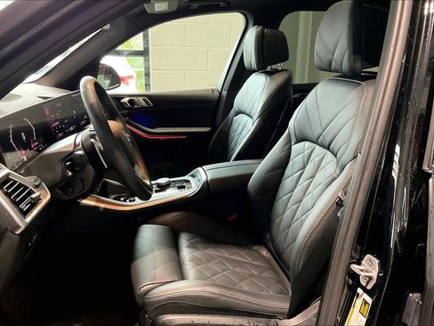 Used 2025 BMW X5 xDrive40i w/ Climate Comfort Package image 7