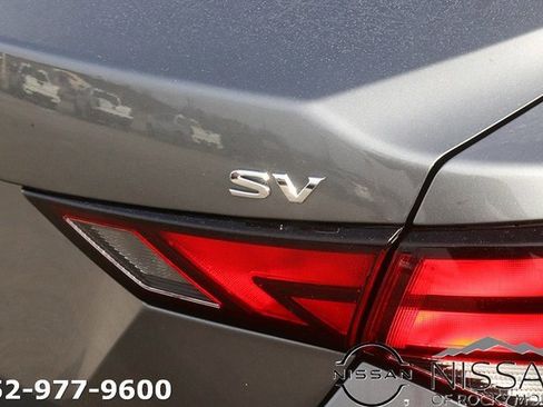 Certified 2024 Nissan Sentra SV image 9