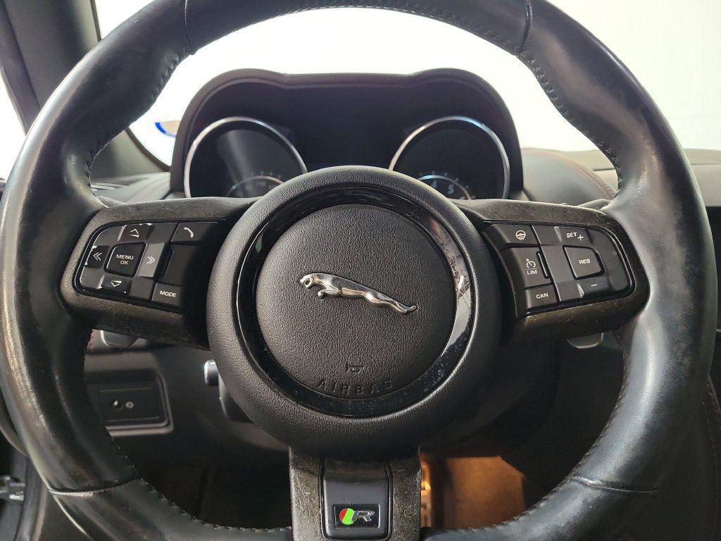 Used 2016 Jaguar F-TYPE R AWD/4WD image 14