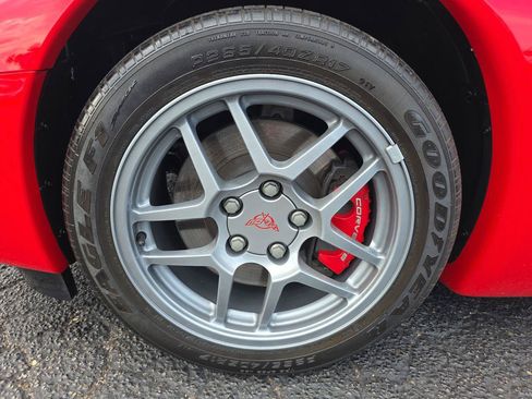 Used 2001 Chevrolet Corvette Z06 w/ Memory Pkg RWD image 33