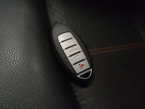 Used 2020 Nissan Altima 2.5 SR FWD image 32