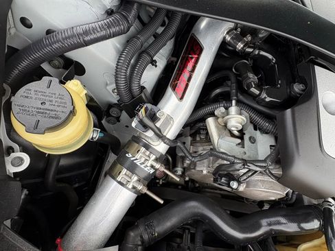 Used 2012 Nissan 370Z Touring w/ Sport Pkg image 18