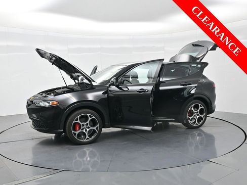 Used 2024 Alfa Romeo Tonale Veloce image 42