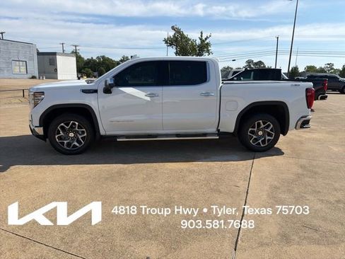 Used 2024 GMC Sierra 1500 SLT w/ SLT Premium Plus Package AWD/4WD image 8