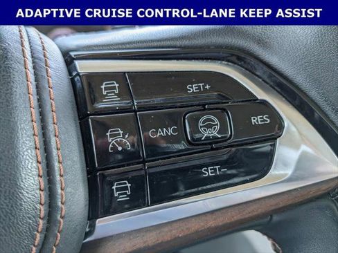 Certified 2022 Jeep Grand Cherokee Summit w/ Adv Protech Group IV AWD/4WD image 15
