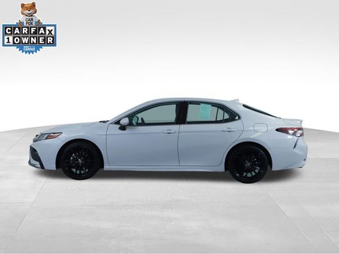 Used 2024 Toyota Camry XSE image 9