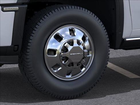 New 2026 GMC Sierra 3500 Denali image 9