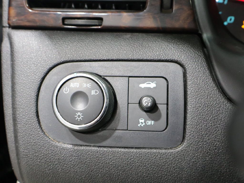 Used 2013 Chevrolet Impala LT FWD image 28