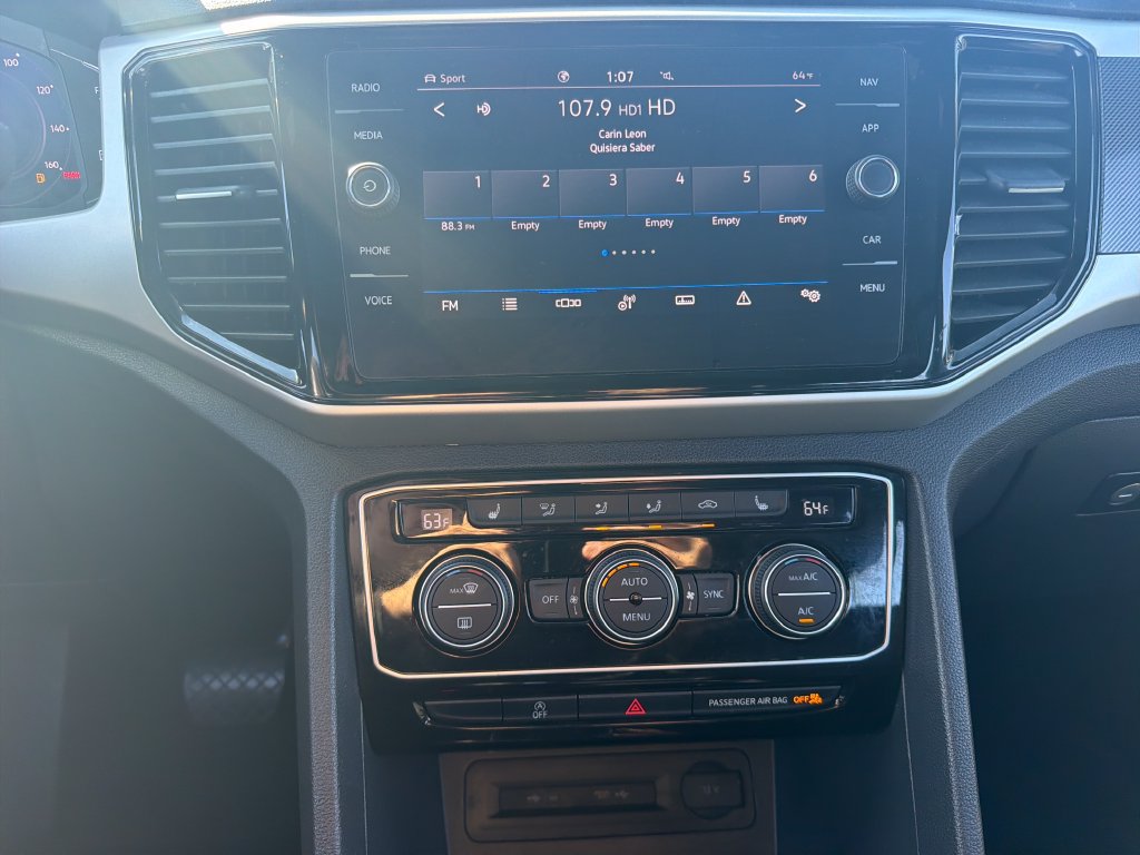 Certified 2022 Volkswagen Atlas Cross Sport SEL AWD/4WD image 15