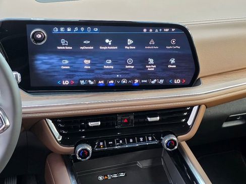 New 2025 Chevrolet Tahoe High Country image 3