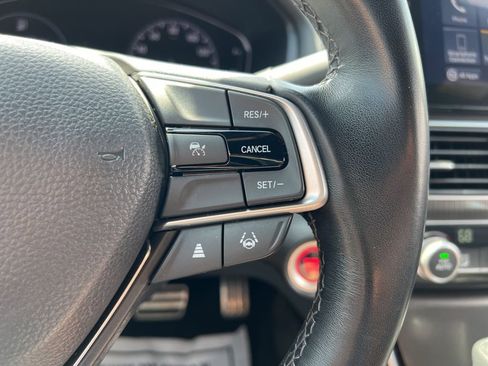 Used 2022 Honda Accord Sport image 17