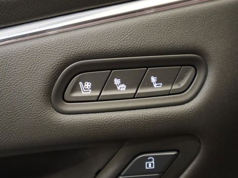Used 2024 Cadillac Escalade Premium Luxury AWD/4WD image 26