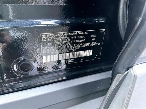 Used 2022 Toyota RAV4 LE image 36