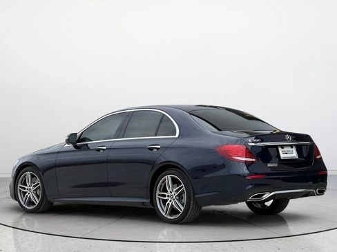 Used 2019 Mercedes-Benz E 300 image 3