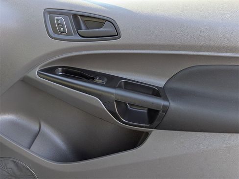 Used 2022 Ford Transit Connect XL image 25