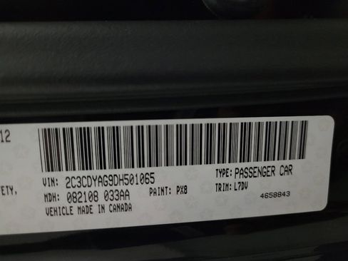 Used 2013 Dodge Challenger SXT image 33