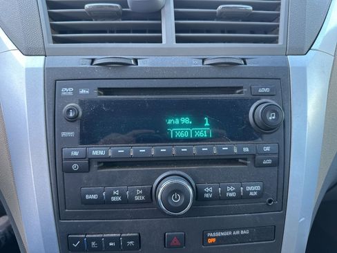 Used 2012 Chevrolet Traverse LT image 13