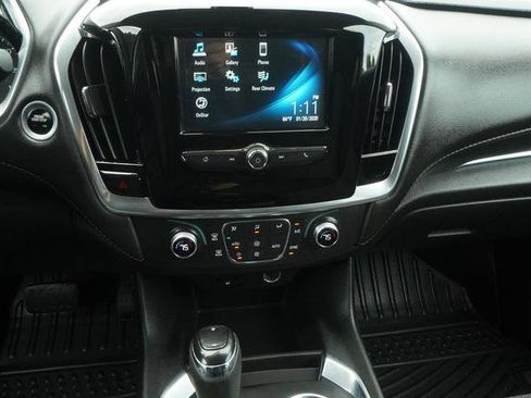 Used 2019 Chevrolet Traverse LS image 17