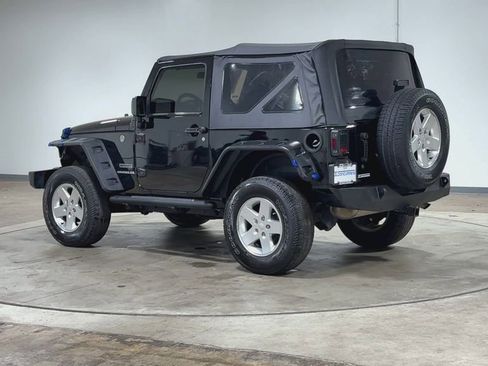 Used 2016 Jeep Wrangler Sport image 6