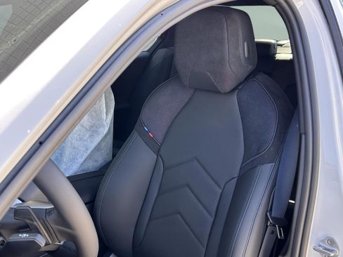 New 2026 BMW 540i xDrive w/ Executive Package image 20