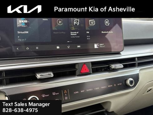 Used 2025 Kia Sorento EX image 11