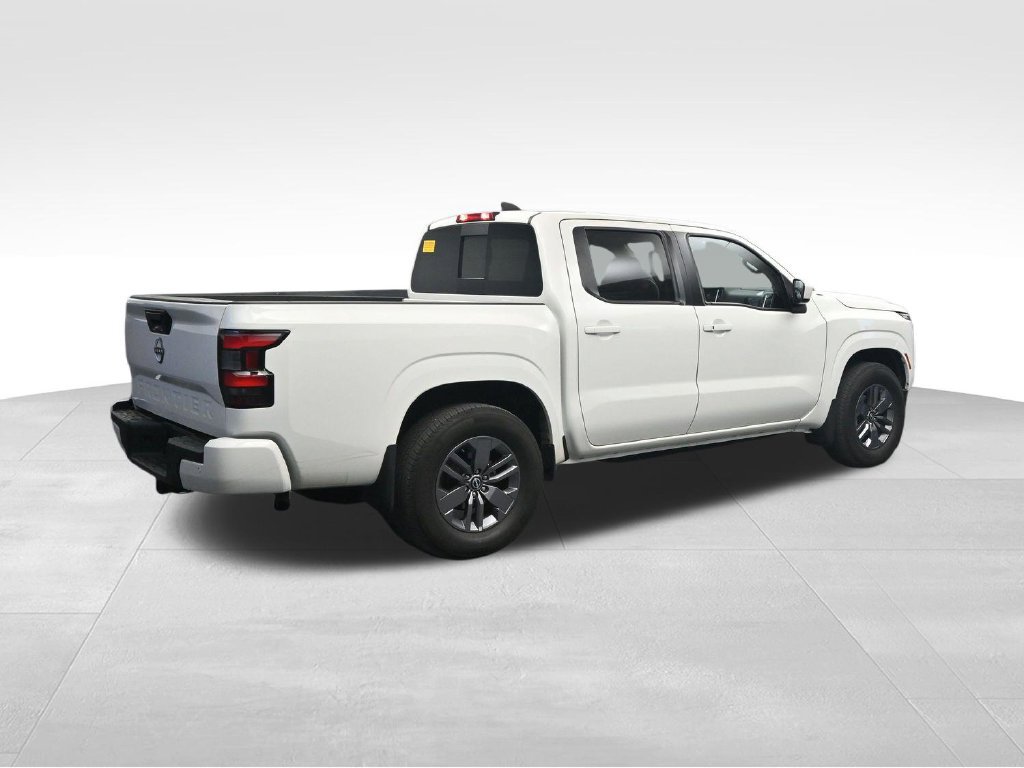 Used 2025 Nissan Frontier SV w/ SV Convenience Package RWD image 5