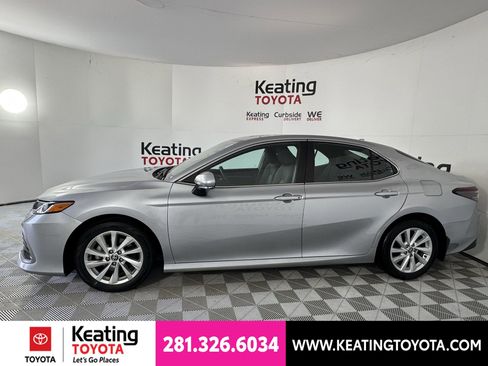 Certified 2023 Toyota Camry LE w/ Convenience Package FWD image 9