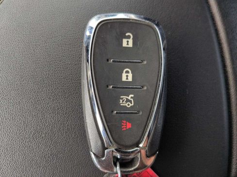 Used 2022 Chevrolet Camaro LT w/ Technology Package RWD image 30