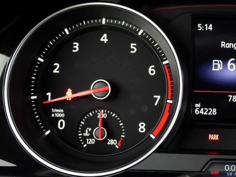 Used 2020 Volkswagen GTI S image 63